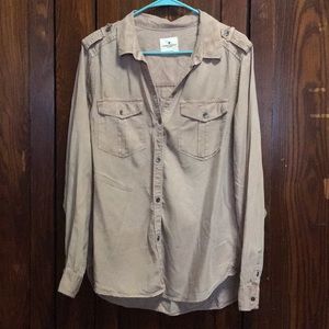 Light pink American Eagle button-up shirt
